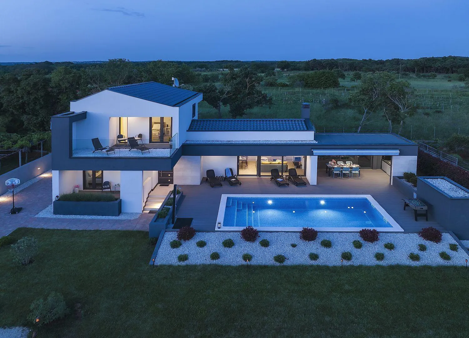 Traumhafte Villa In Valbandon Mit Aussenpool, Klima, Tischfussball Fazana 0*,  Croatia