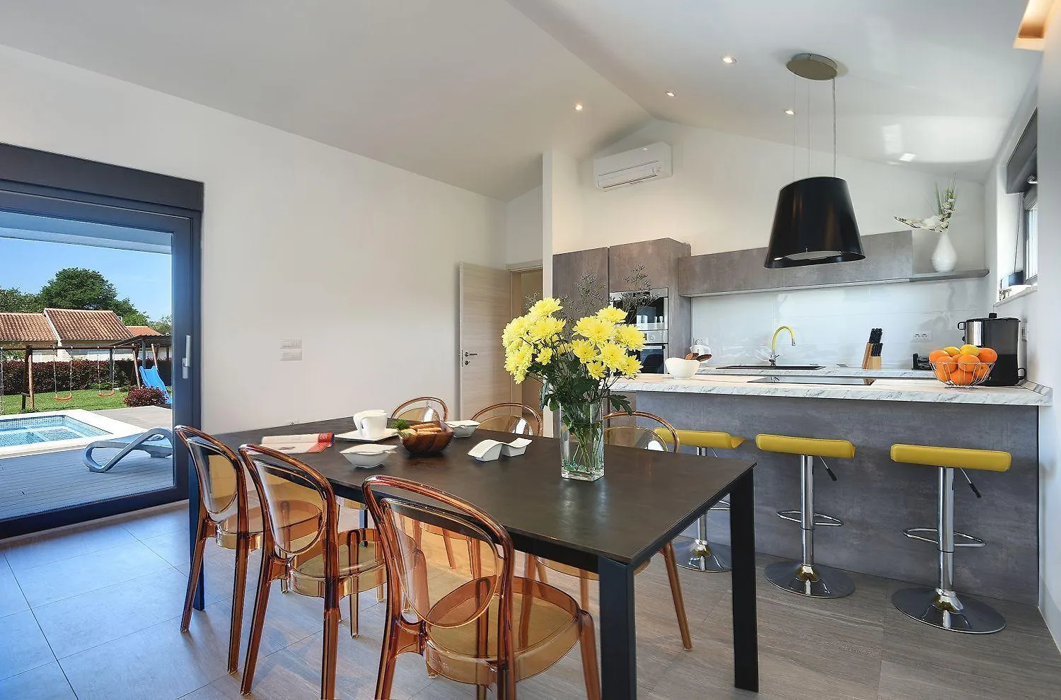 Holiday home Traumhafte Villa In Valbandon Mit Aussenpool, Klima, Tischfussball Fazana Croatia